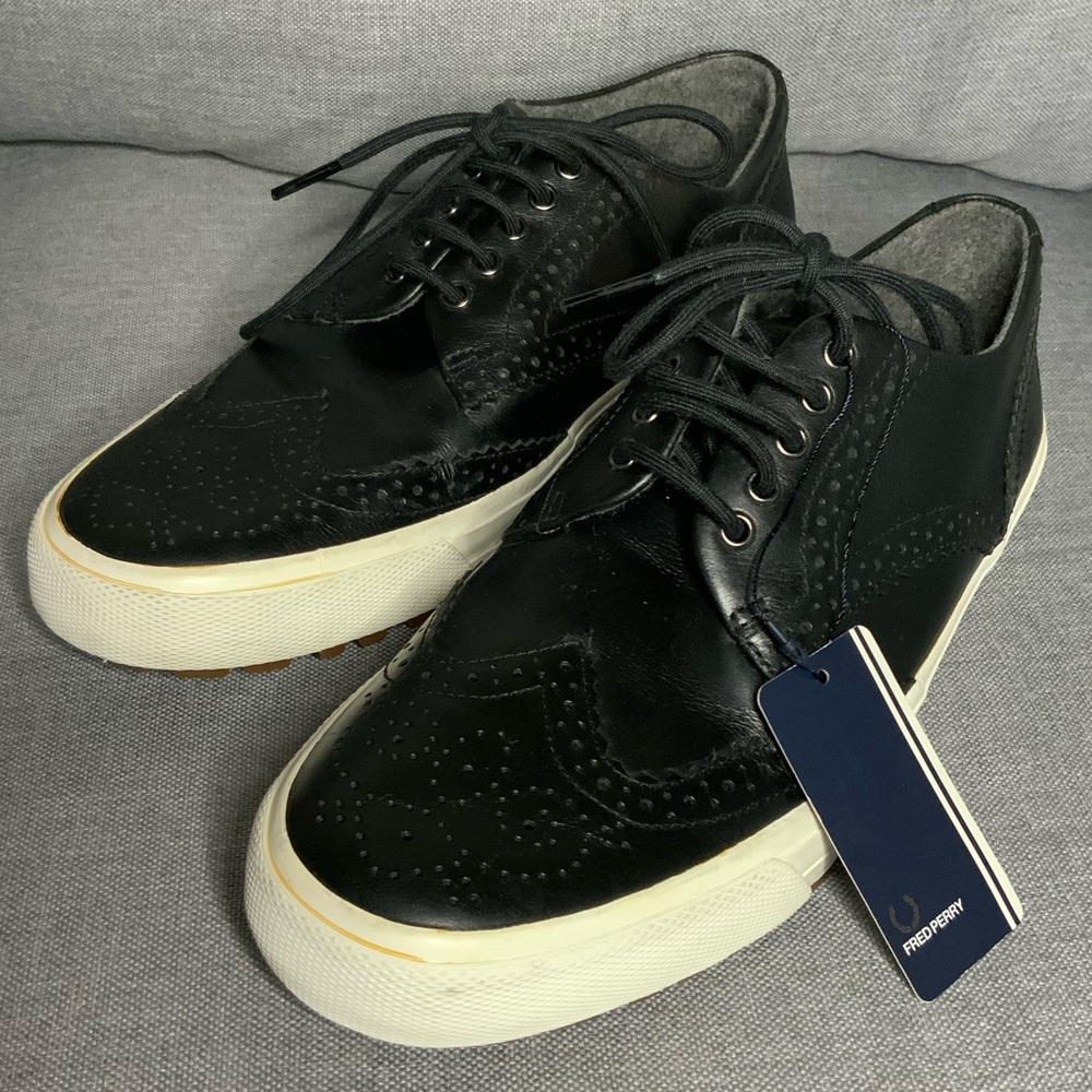 Fred Perry Black Ashton Brogue Leather Sz 7.5 US NWT
